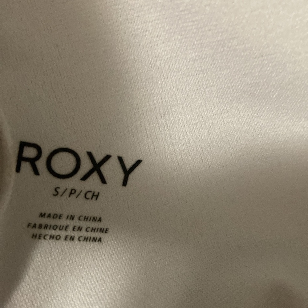 Roxy Bikini - Picture 3 of 6